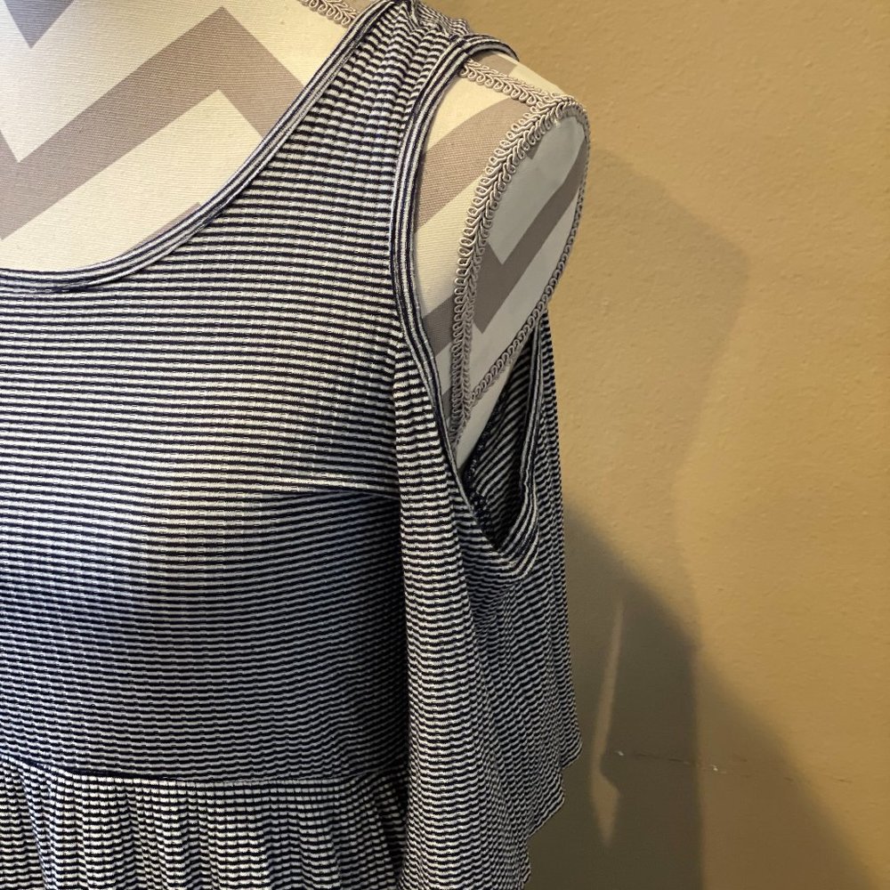 ✅Gorgeous Blue & White Striped Dress - Picture 8 of 9